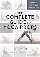 The Complete Guide to Yoga Props | راهنمای کامل وسایل یوگا